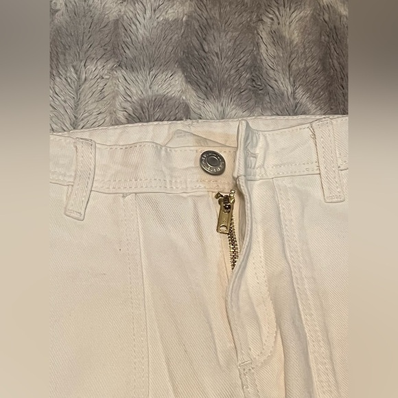 H&M WIDE LEG LOW CARGO PANTS Size 10-11 - Picture 6 of 7